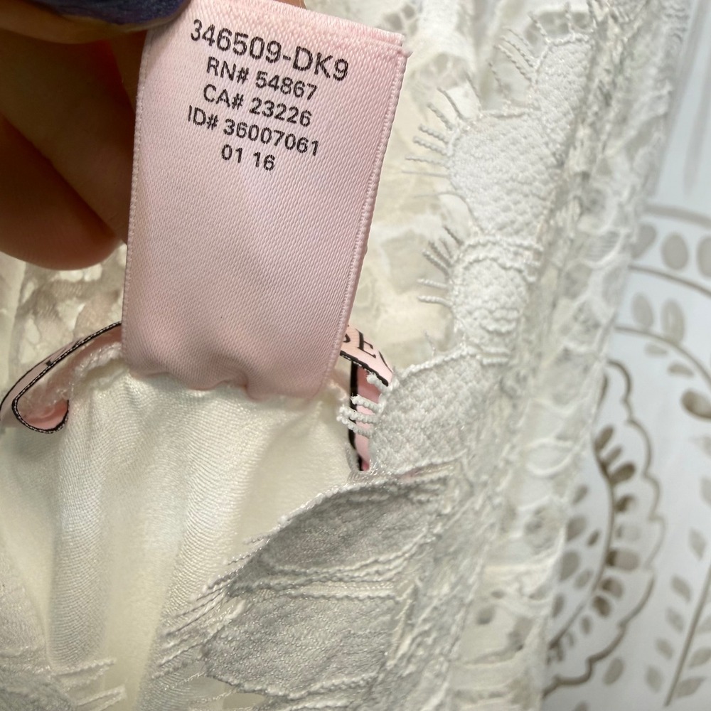 Victoria's Secret Slip Dress Women M White Lace Satin Strappy Bridal Nightgown - Picture 6 of 9